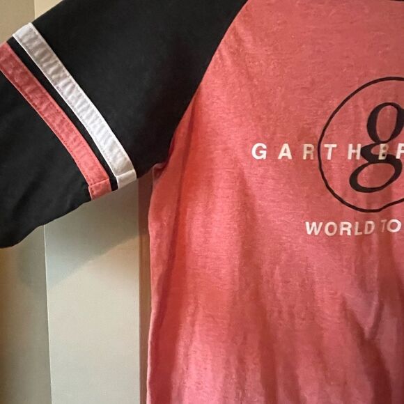Garth Brooks Band Tee Country Music World Tour 3/4 sleeve red Concert Large - Picture 6 of 9
